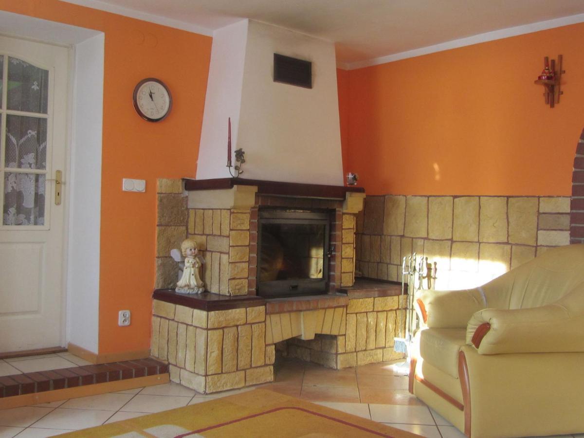 Spacious Holiday Home In Stara Kamienica With Pond Zewnętrze zdjęcie